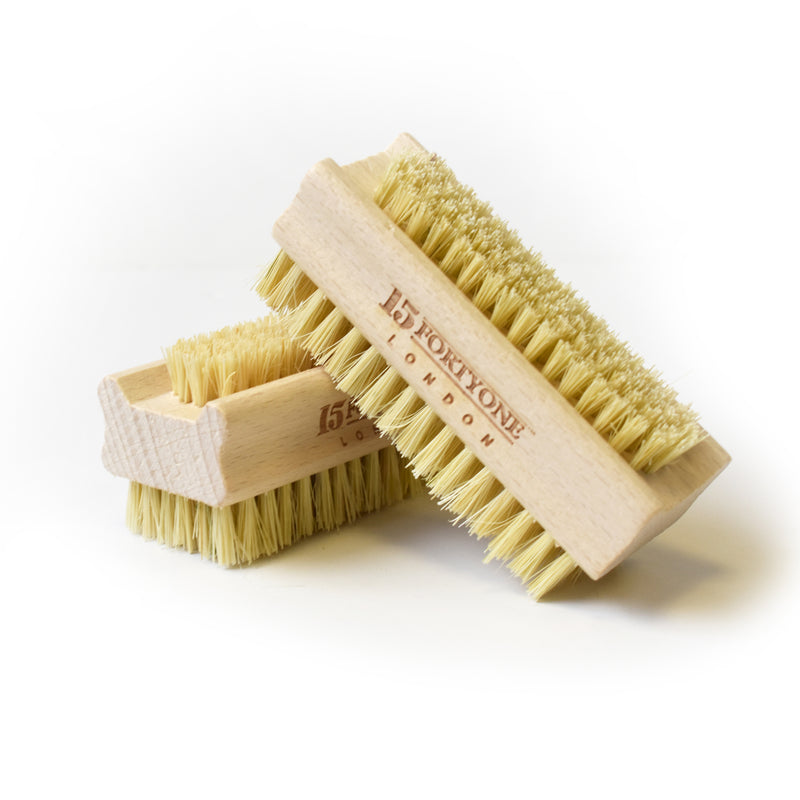 1541 London Wooden Nail Brush (2 Pack)